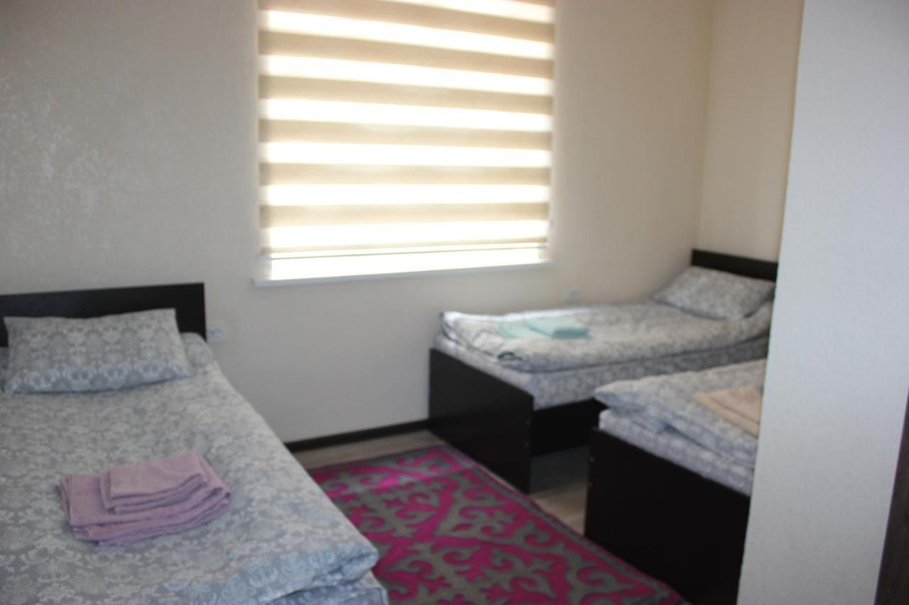 Uz-Anar Guest House Kochkor Esterno foto